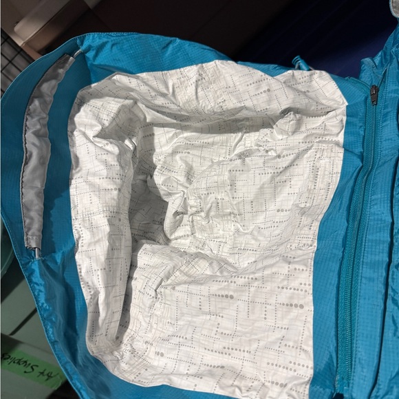 REI Raincoat (foldable) - Picture 7 of 7